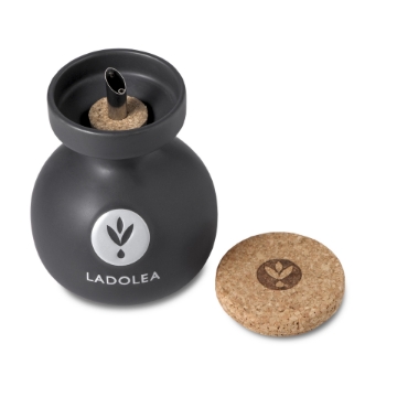 Extra Virgin Olive Oil LADOLEA 200ml Extra Virgin Olive Oil LADOLEA 200ml